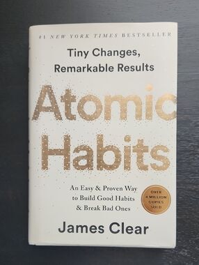Atomic Habits by James Clear - White and Gold Hardcover